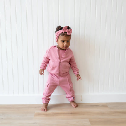 Fleece Cargo Pants in Apple Blossom