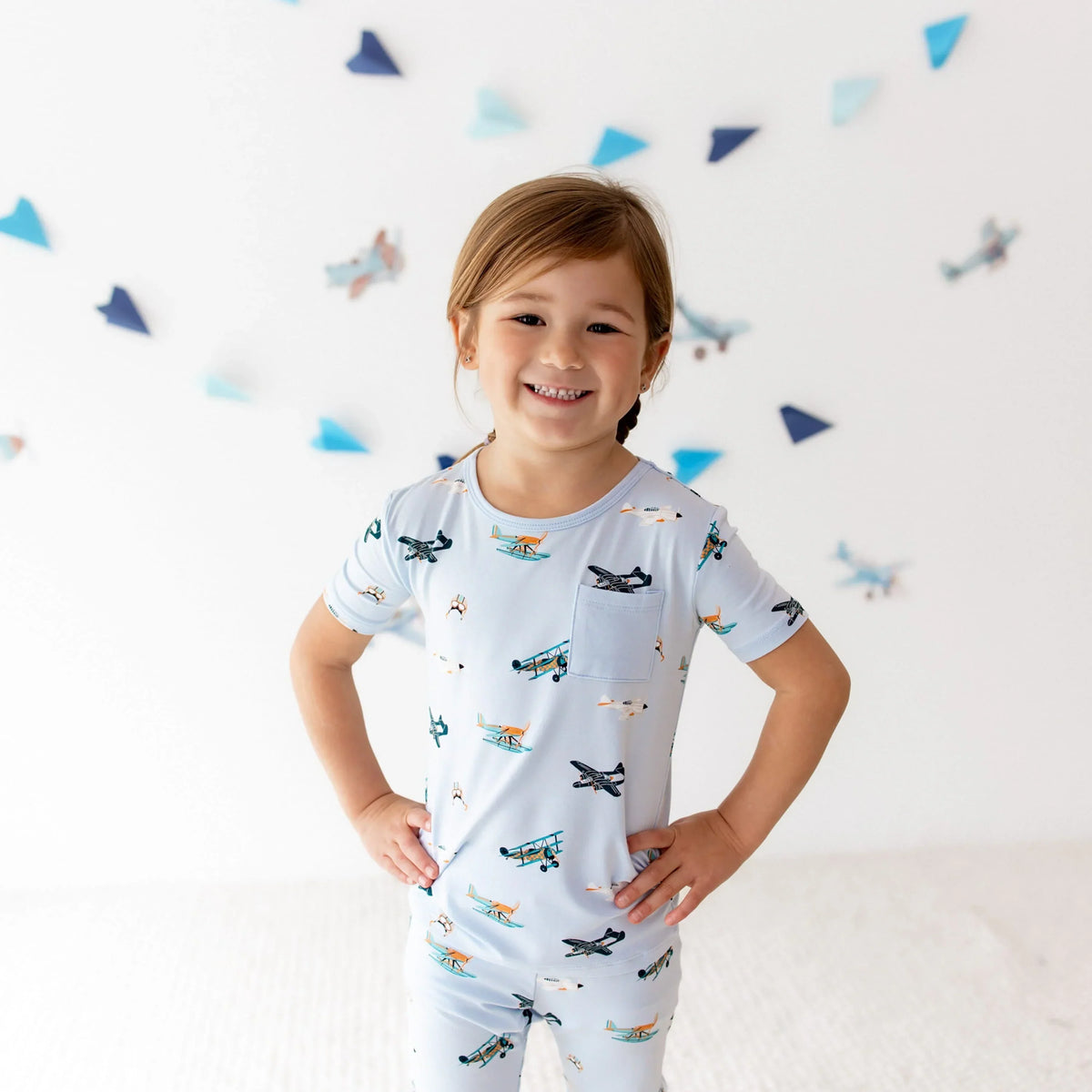 Short Sleeve with Pants Pajamas in Take Off