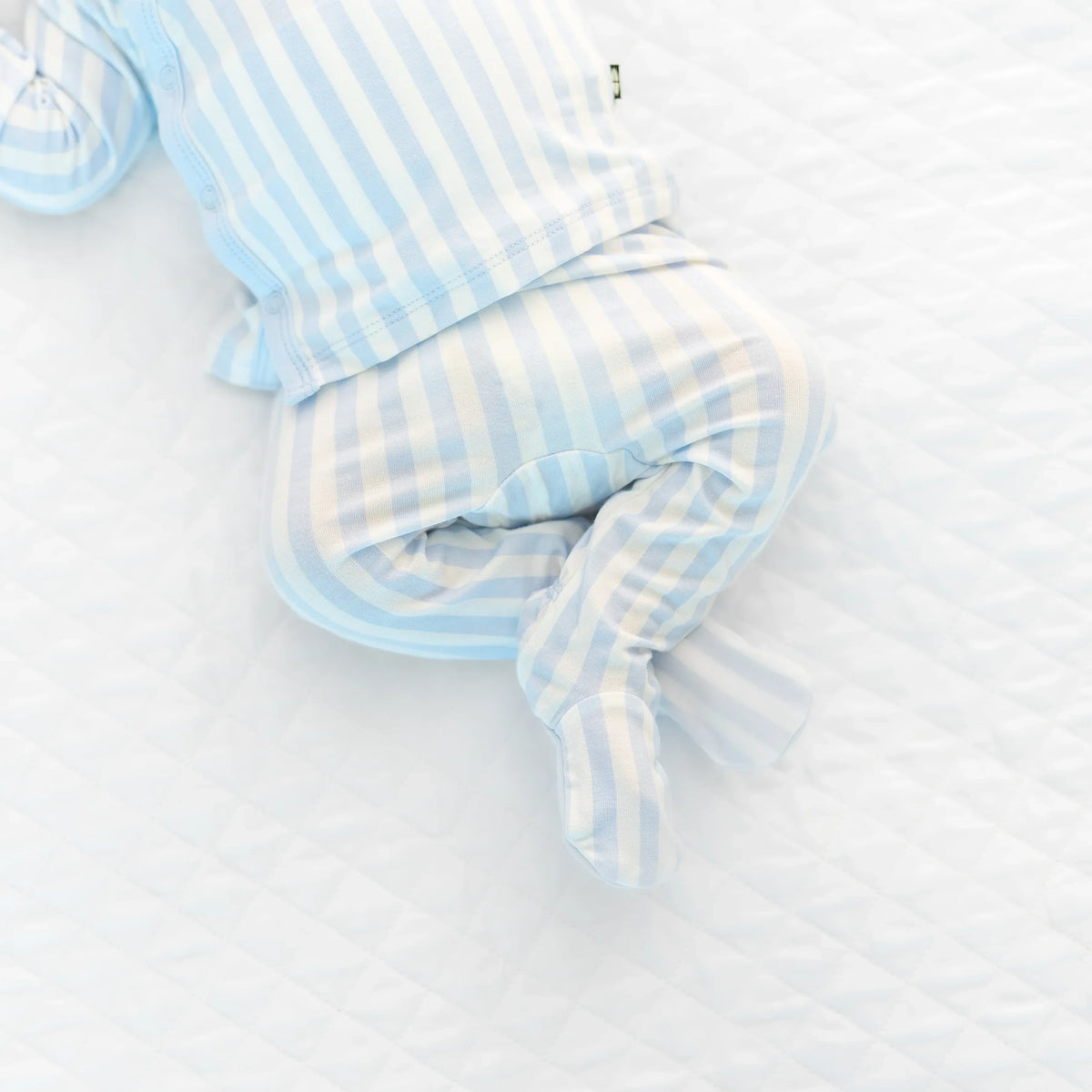Take Me Home Set with Cap in Small Mist Stripe