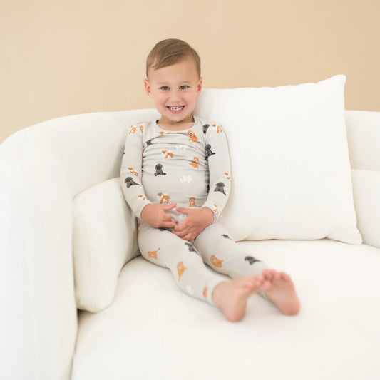 Long Sleeve Pajamas in Fluffy Dog