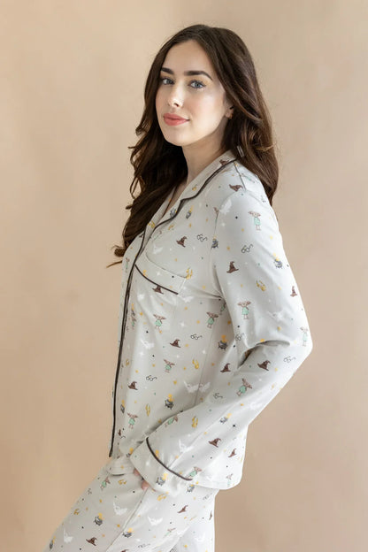 Long-Sleeved Women's Pajama Set in Starry Icon