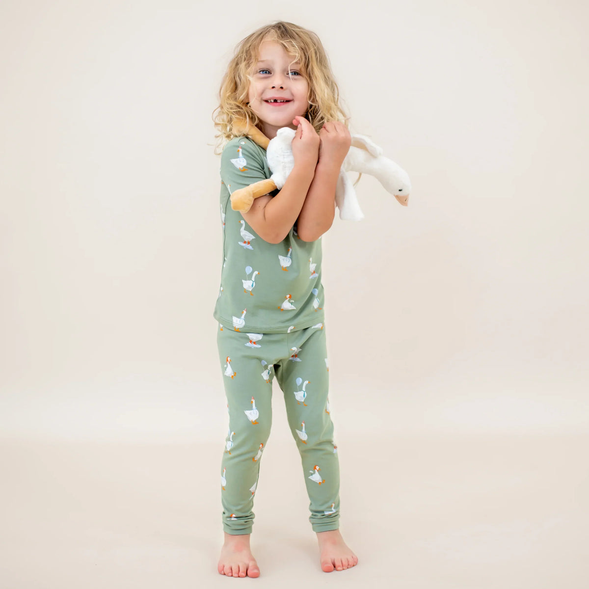 Short Sleeve with Pants Pajamas in Silly Goose