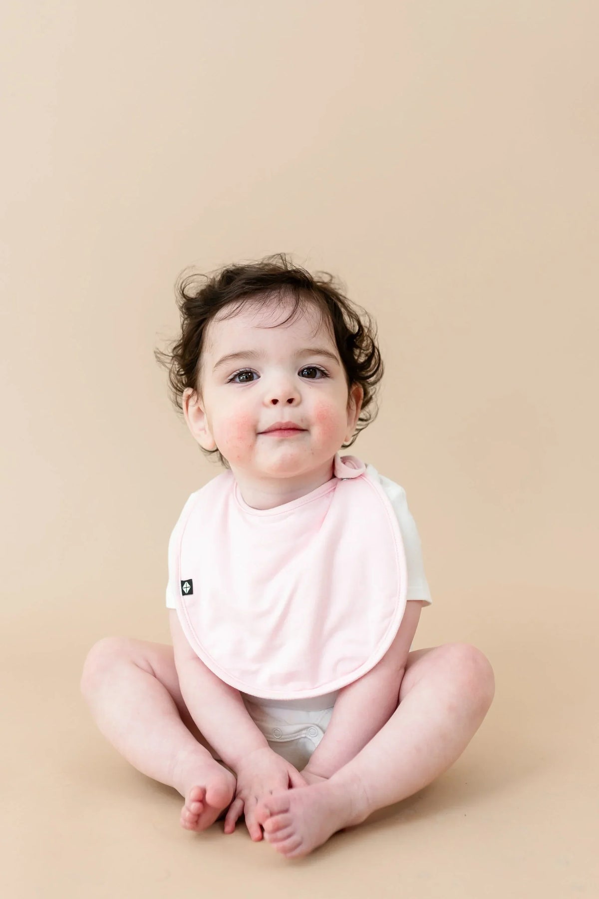 Cushy Bib in Sakura