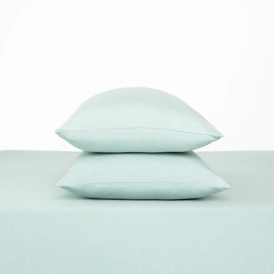 Fitted Sheet with Pillowcases in Sage