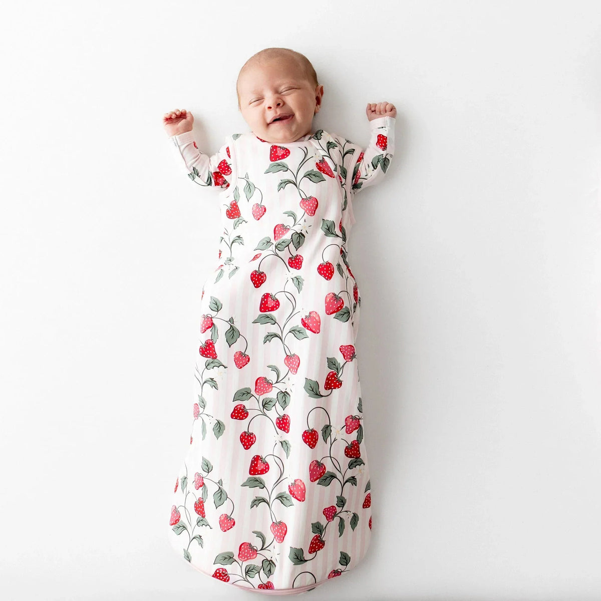 Sleep Bag in Strawberry Fields 1.0