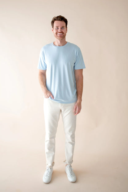 Men's Crew Neck Tee in Breeze