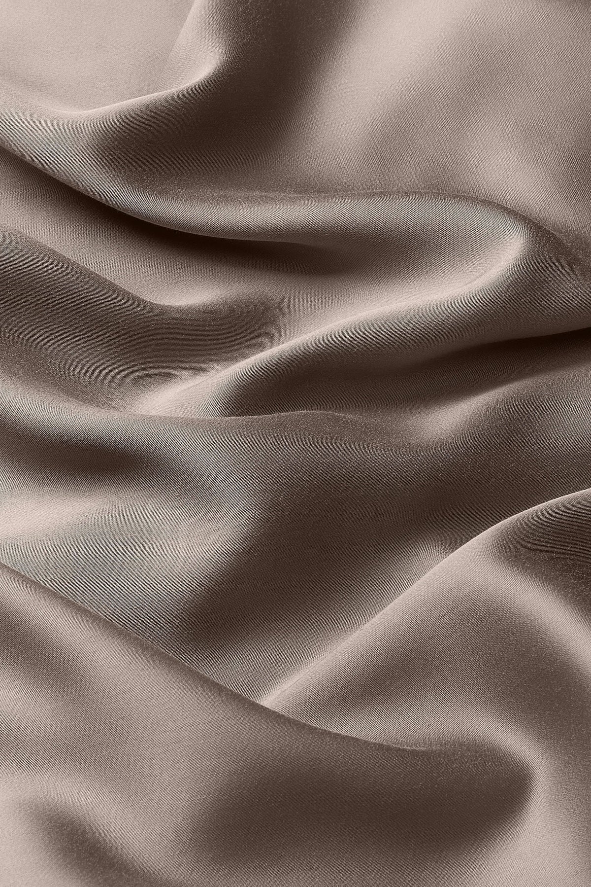 Bamboo Sateen Pillowcase Set in Truffle