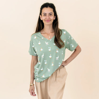 Women's Relaxed Fit V-Neck in Silly Goose