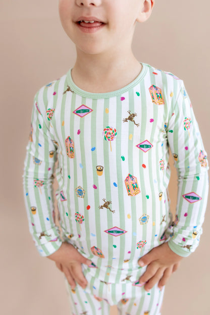 Long Sleeve Pajamas in Honeydukes