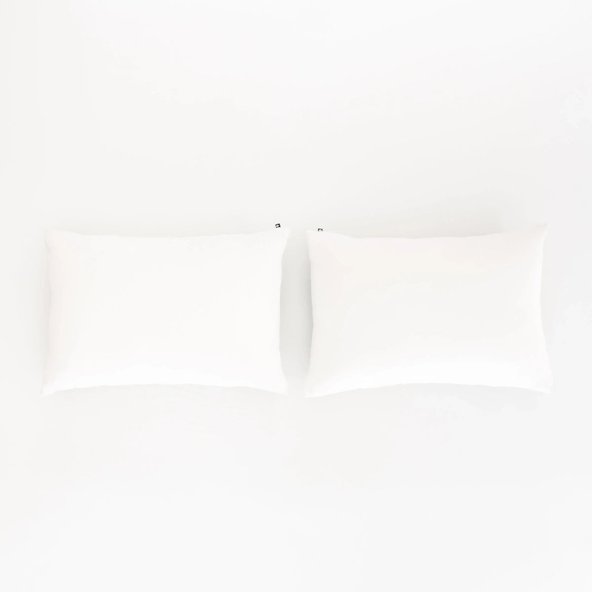 Fitted Sheet with Pillowcases in Cloud