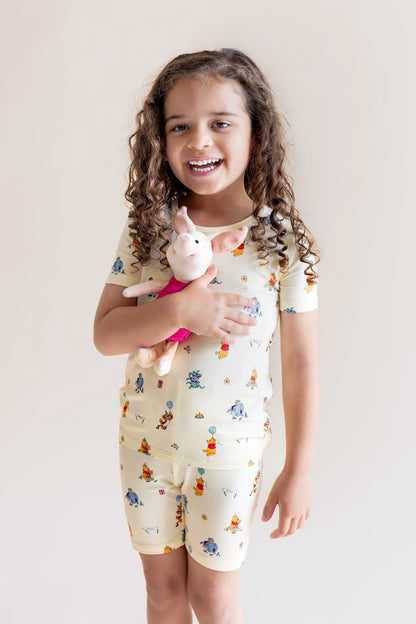 Short Sleeve Pajamas in Winnie the Pooh Celebration