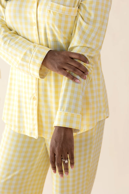 Long-Sleeved Women's Pajama Set in Gingham Chamomile