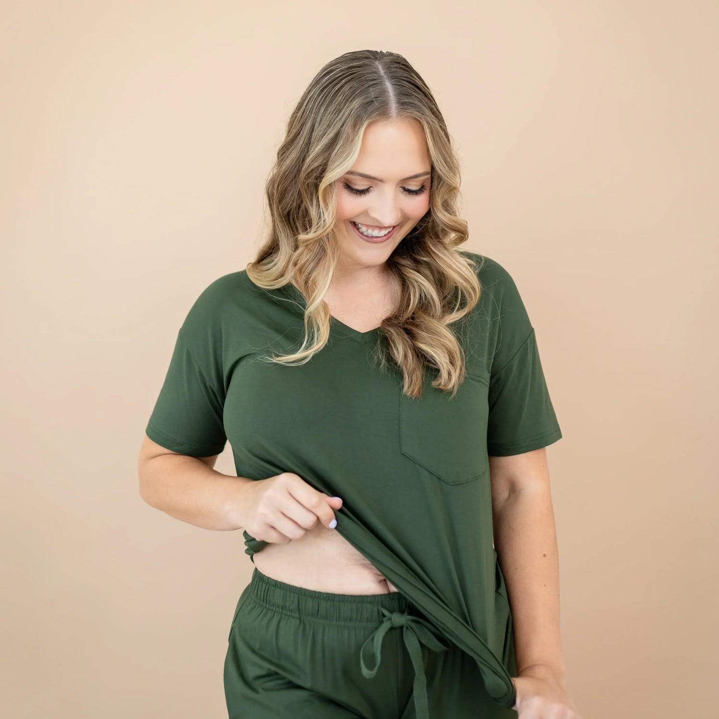 Women’s Relaxed Fit V-Neck in Fir