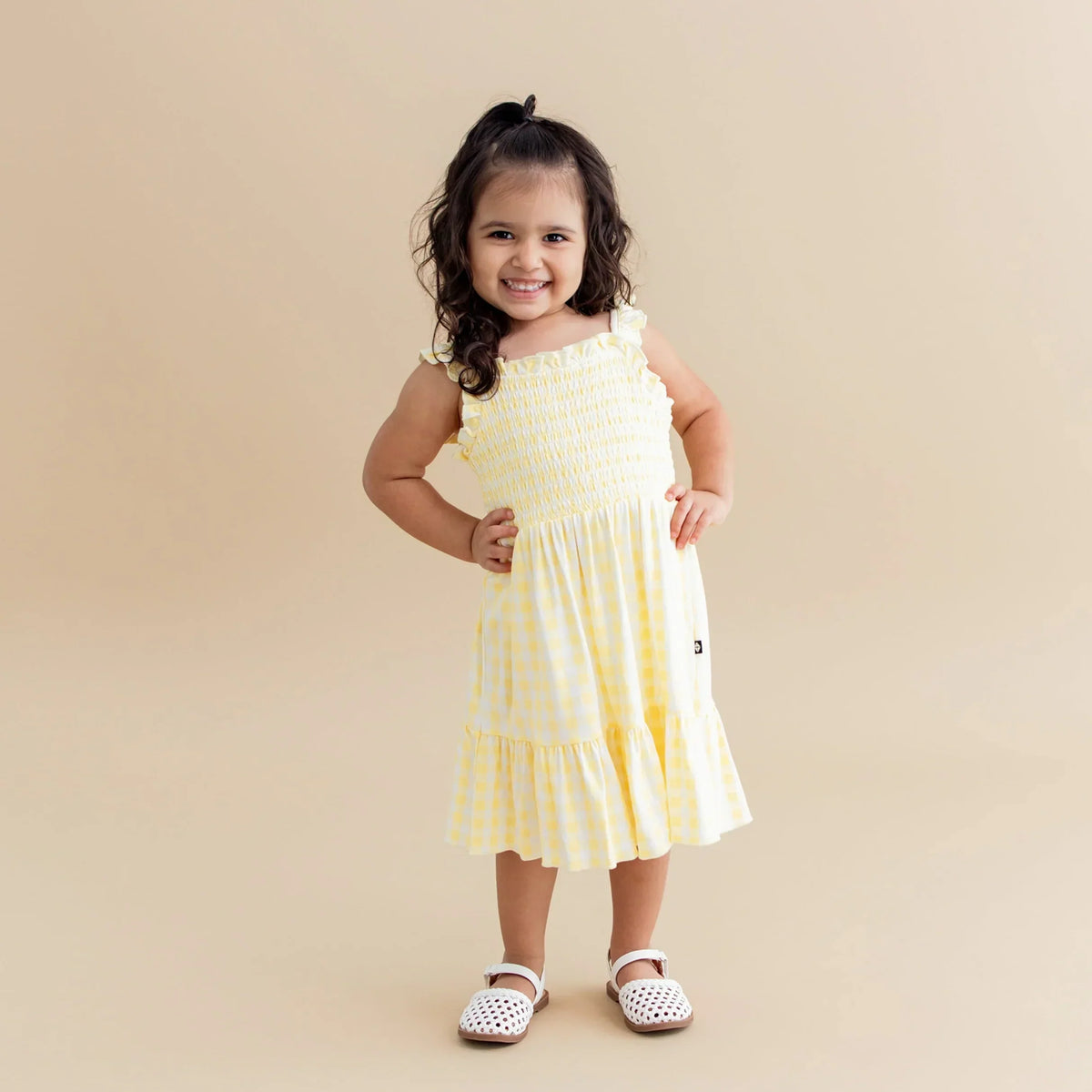 Smocked Dress in Gingham Chamomile