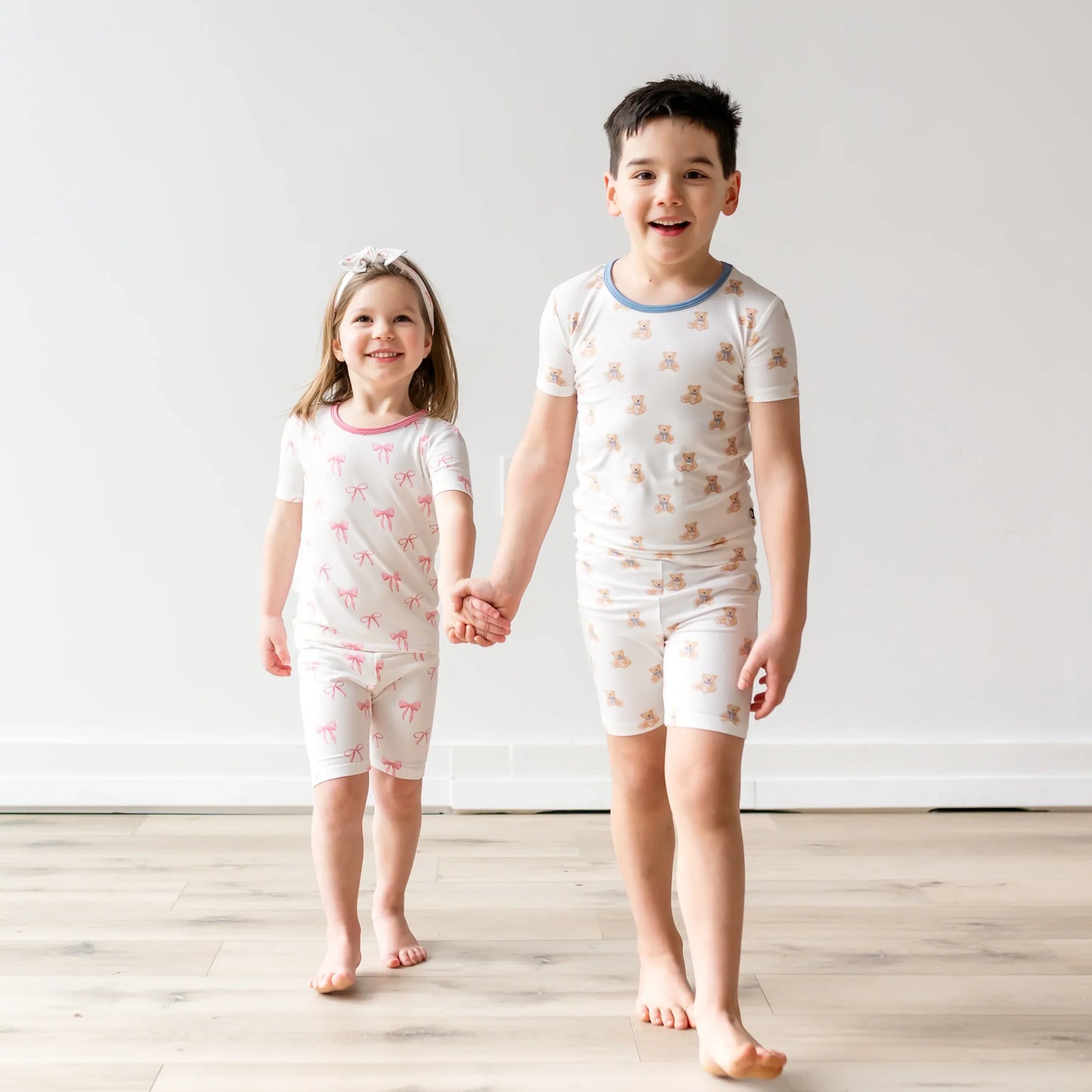 Short Sleeve Pajamas in Bow