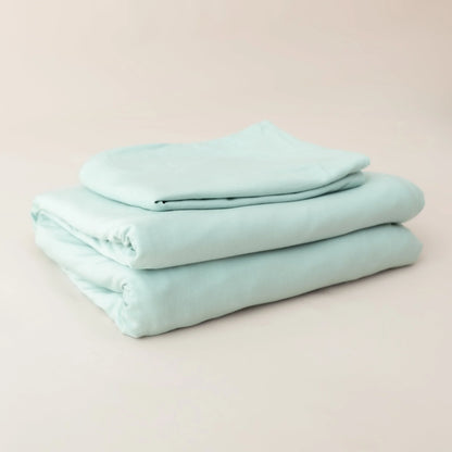 Fitted Sheet with Pillowcases in Sage